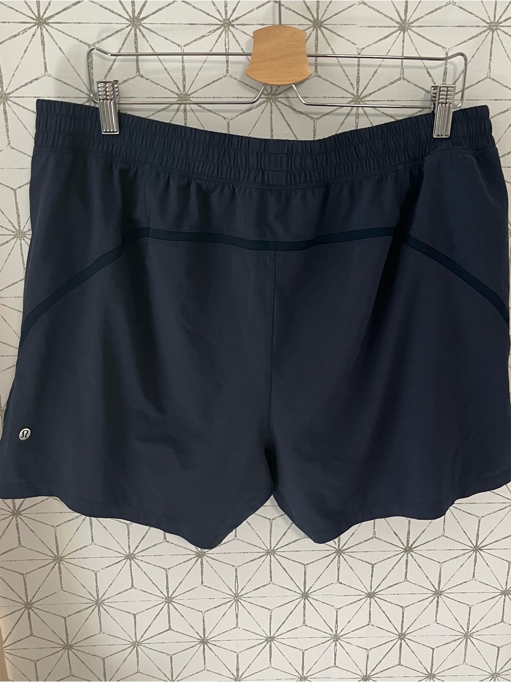Lululemon Navy PaceBreaker Short 5” Lined